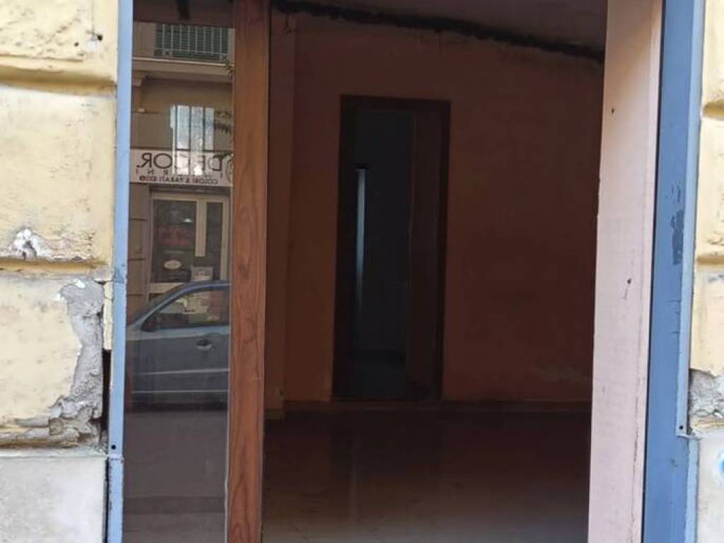 negozio in affitto ad Afragola