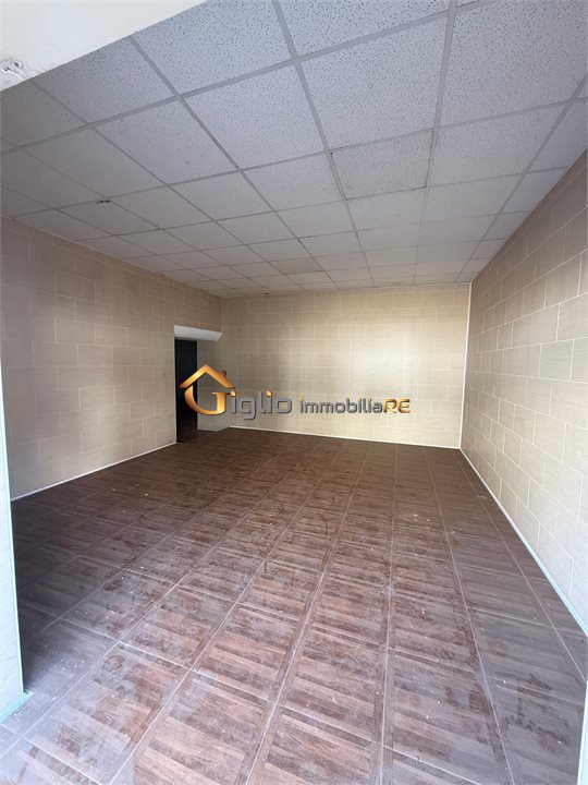 locale commerciale in affitto ad Afragola