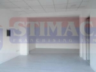 negozio in affitto ad Afragola in zona Centro Città