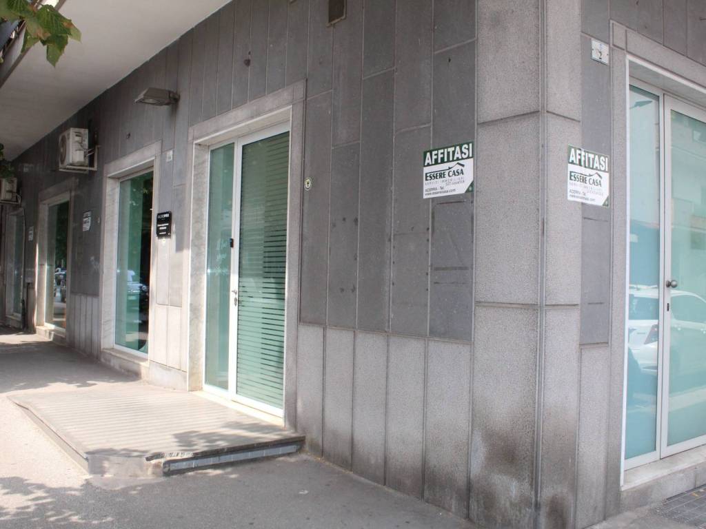 negozio in affitto ad Afragola
