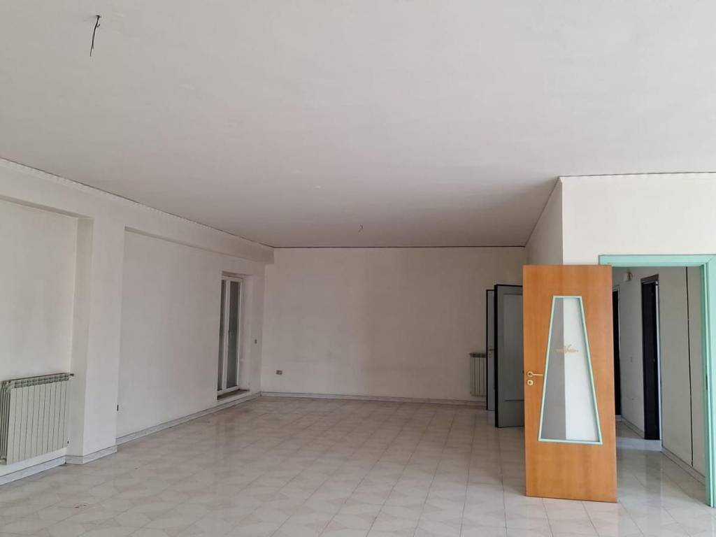 ufficio in affitto ad Arzano