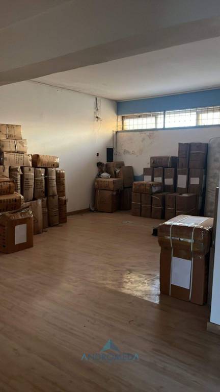 locale commerciale in affitto ad Arzano
