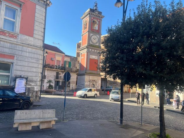 negozio in affitto ad Arzano