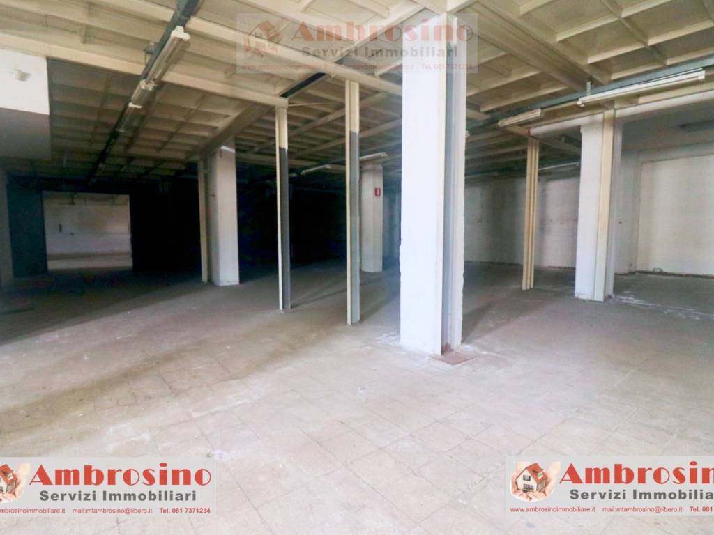 locale commerciale in affitto ad Arzano