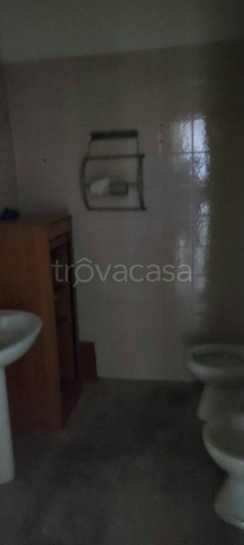 locale commerciale in affitto ad Arzano