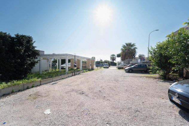negozio in affitto a Bacoli