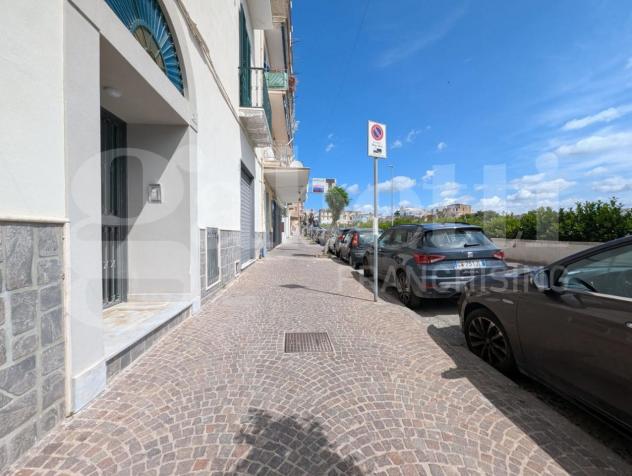locale commerciale in affitto a Bacoli in zona Fusaro