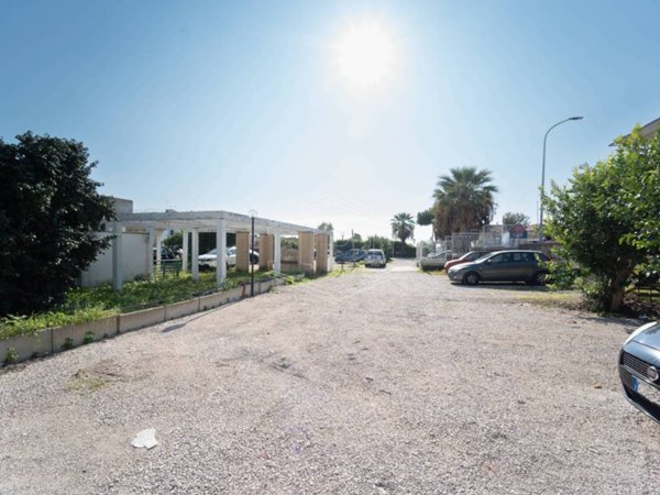 negozio in affitto a Bacoli