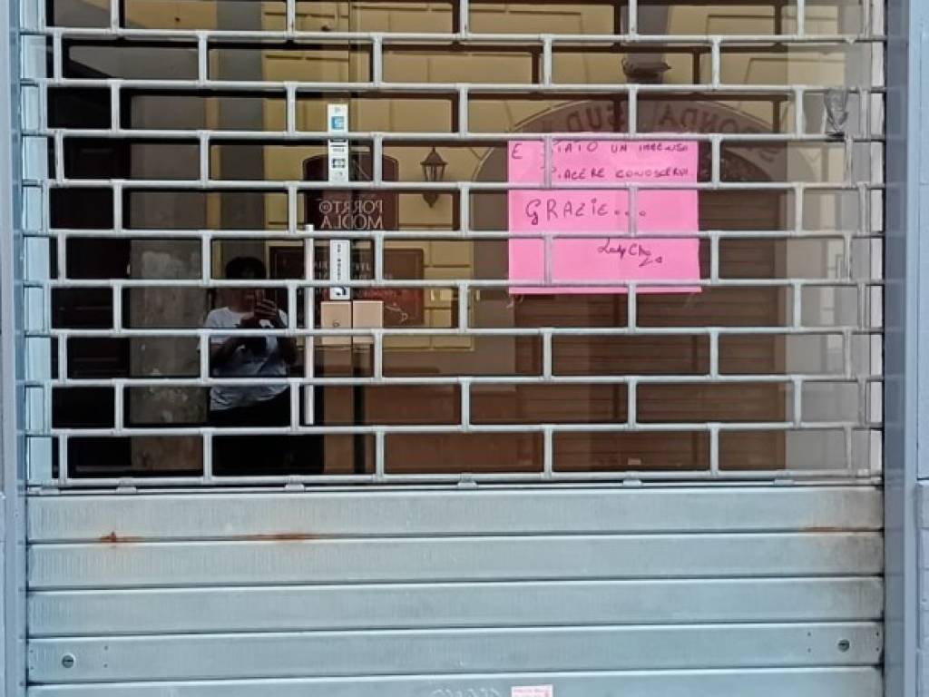 negozio in affitto a Bacoli