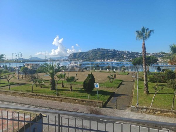 appartamento in affitto a Bacoli in zona Miseno