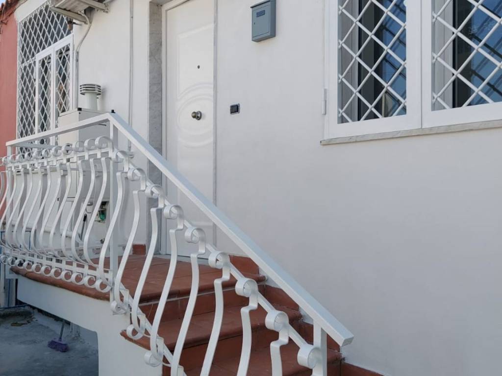 appartamento in affitto a Bacoli in zona Miliscola