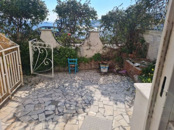 appartamento in affitto a Bacoli in zona Baia