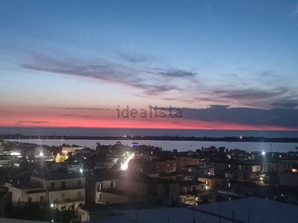 appartamento in affitto a Bacoli in zona Baia