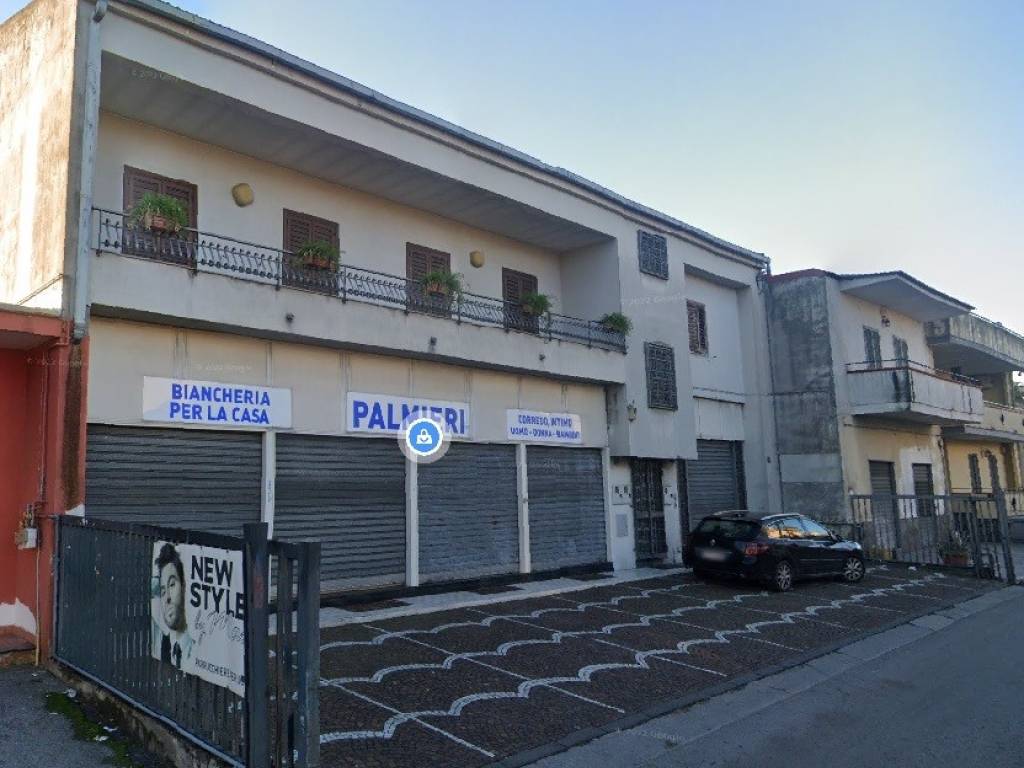 negozio in affitto a Boscoreale in zona Flocco