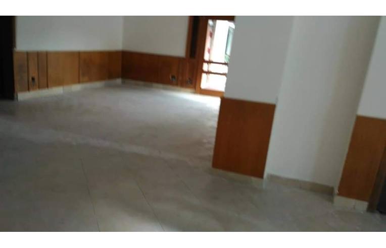 locale commerciale in affitto a Boscoreale in zona Flocco