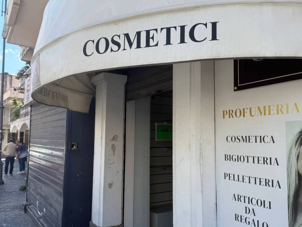negozio in affitto a Boscoreale