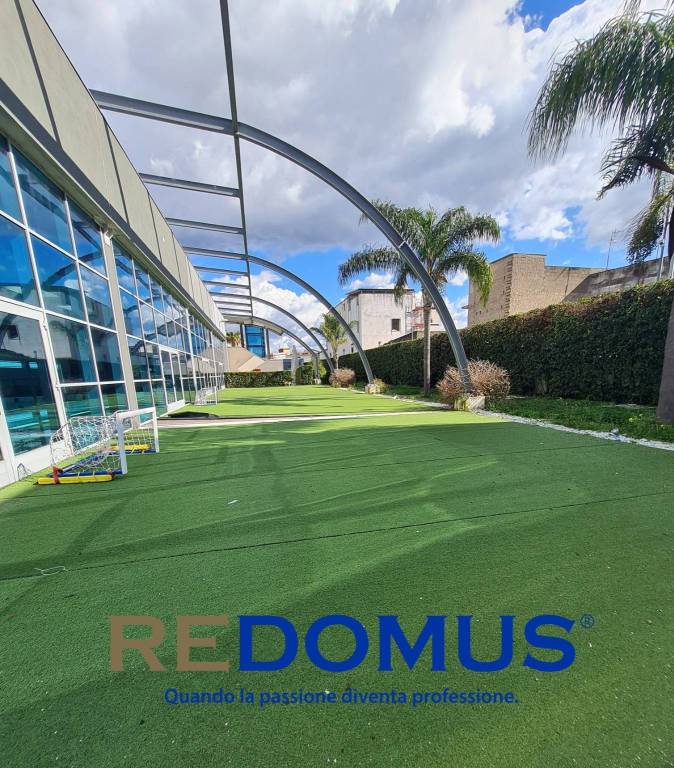 negozio in affitto a Brusciano