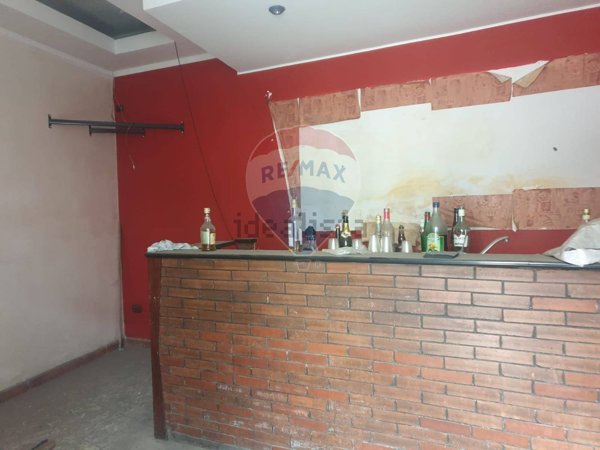 locale commerciale in affitto a Caivano