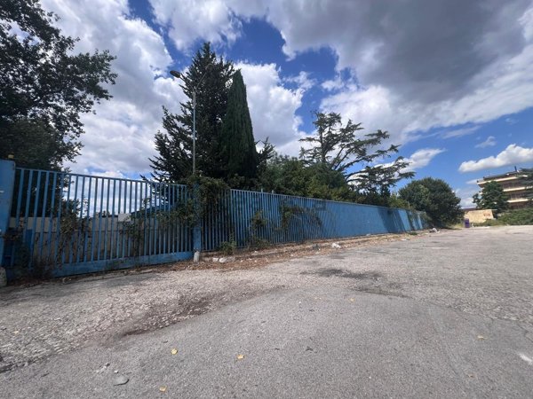 capannone in affitto a Caivano