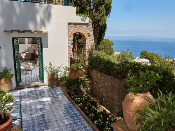 casa indipendente in affitto a Capri