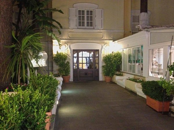 appartamento in affitto a Capri in zona Marina Piccola