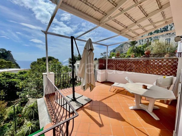 appartamento in affitto a Capri in zona Marina Piccola