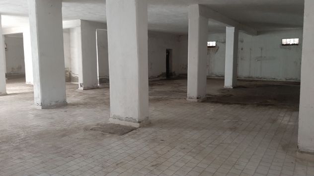 locale commerciale in affitto a Casalnuovo di Napoli