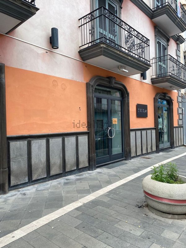 locale commerciale in affitto a Casalnuovo di Napoli