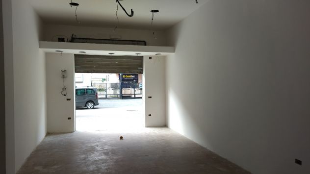 negozio in affitto a Casalnuovo di Napoli