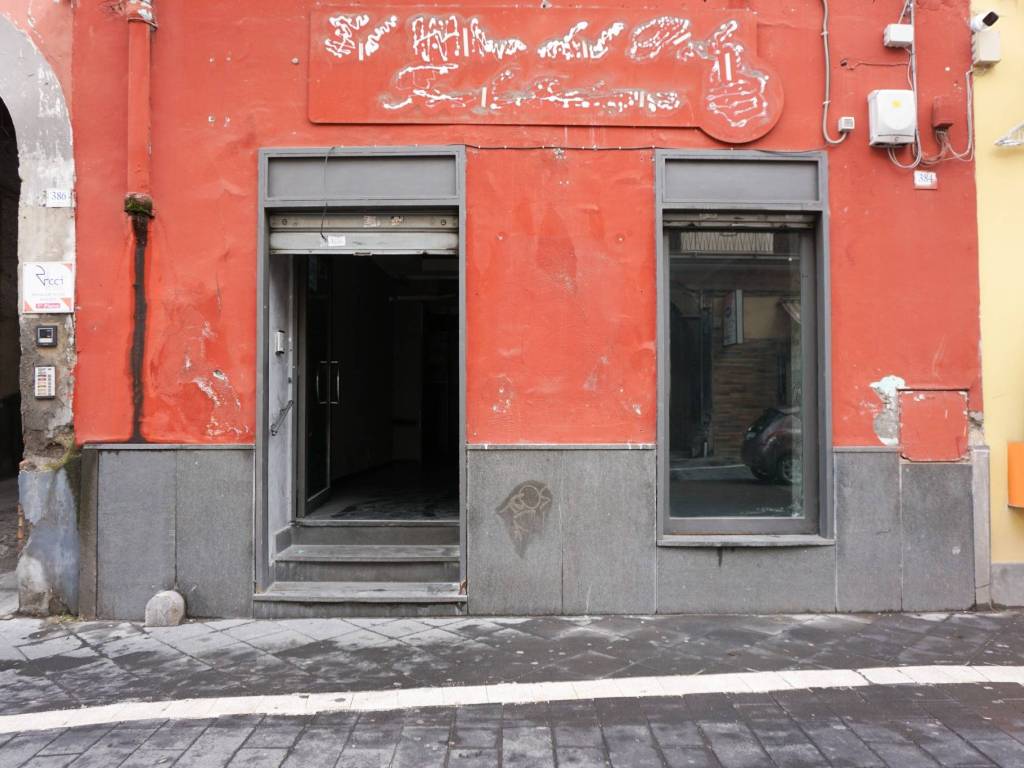 negozio in affitto a Casalnuovo di Napoli
