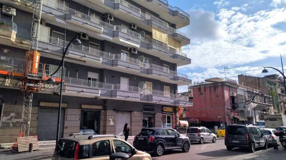 negozio in affitto a Casalnuovo di Napoli