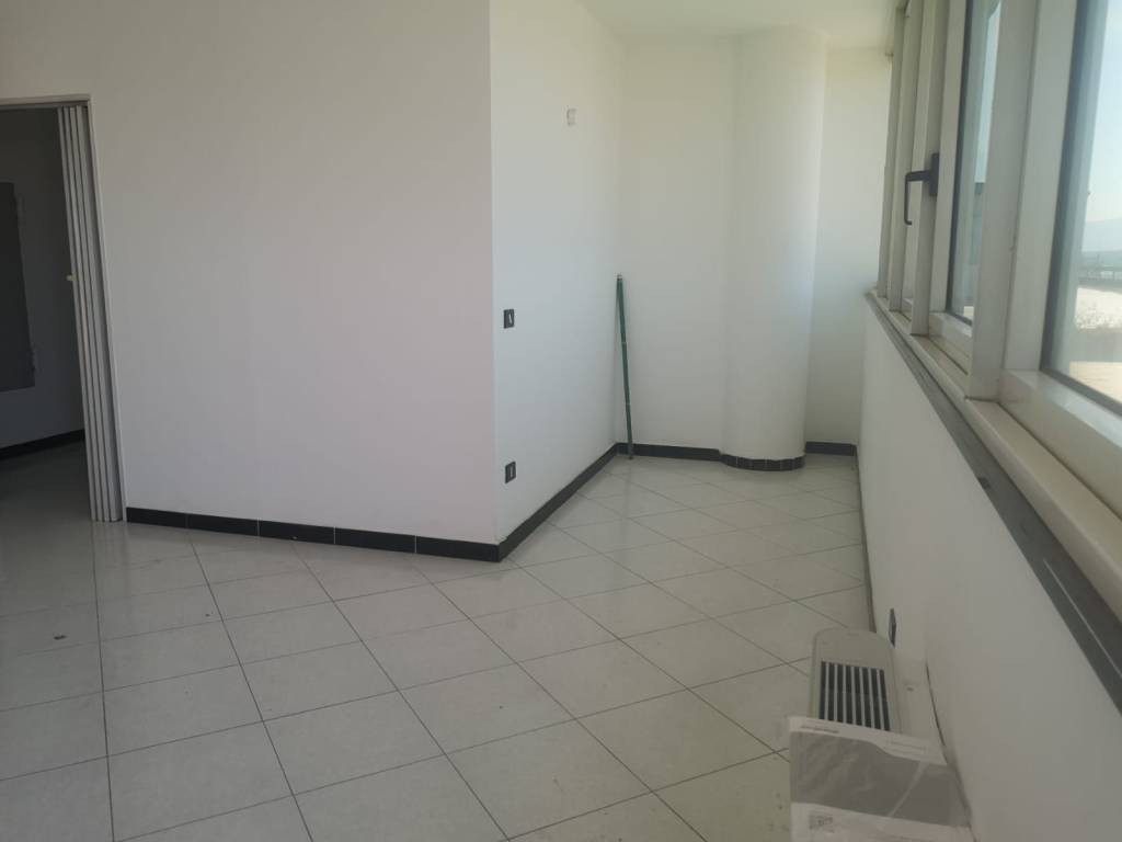 ufficio in affitto a Casalnuovo di Napoli in zona Tavernanova