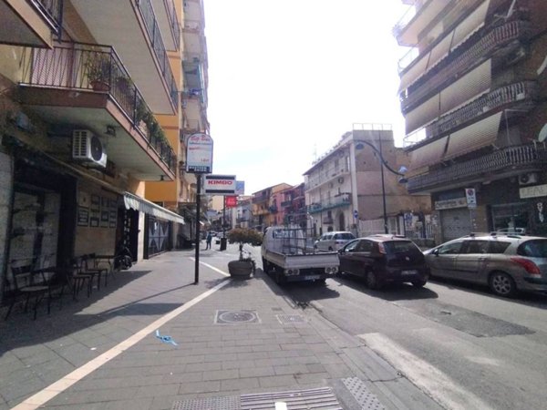negozio in affitto a Casalnuovo di Napoli