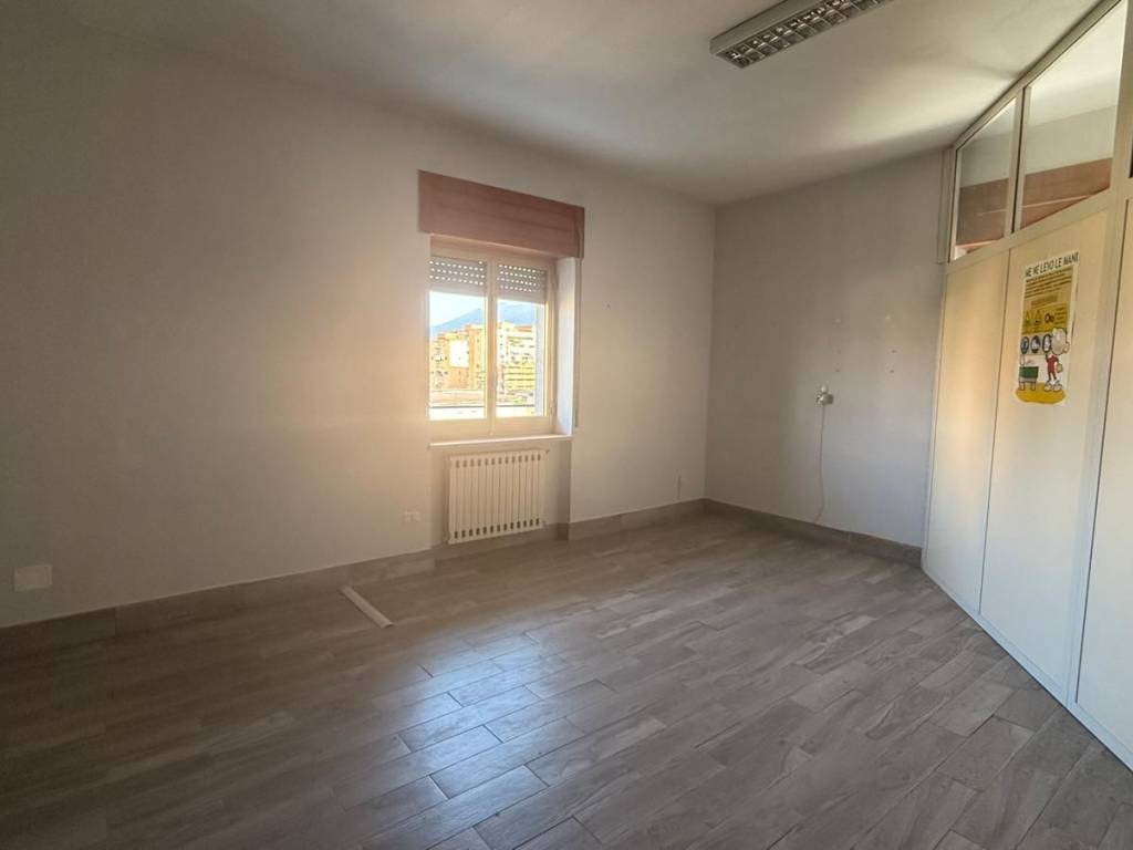 ufficio in affitto a Casalnuovo di Napoli