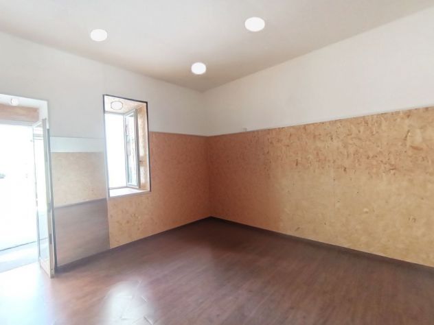 negozio in affitto a Casalnuovo di Napoli