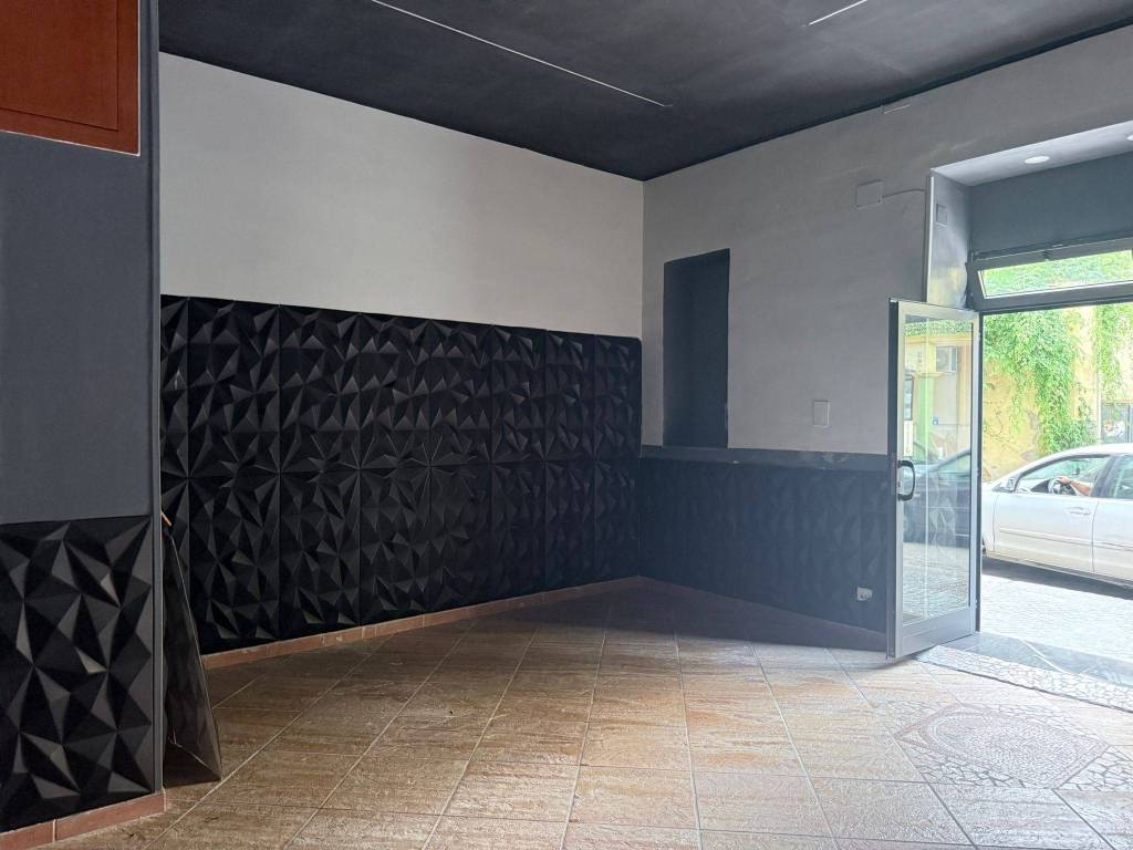 negozio in affitto a Casalnuovo di Napoli