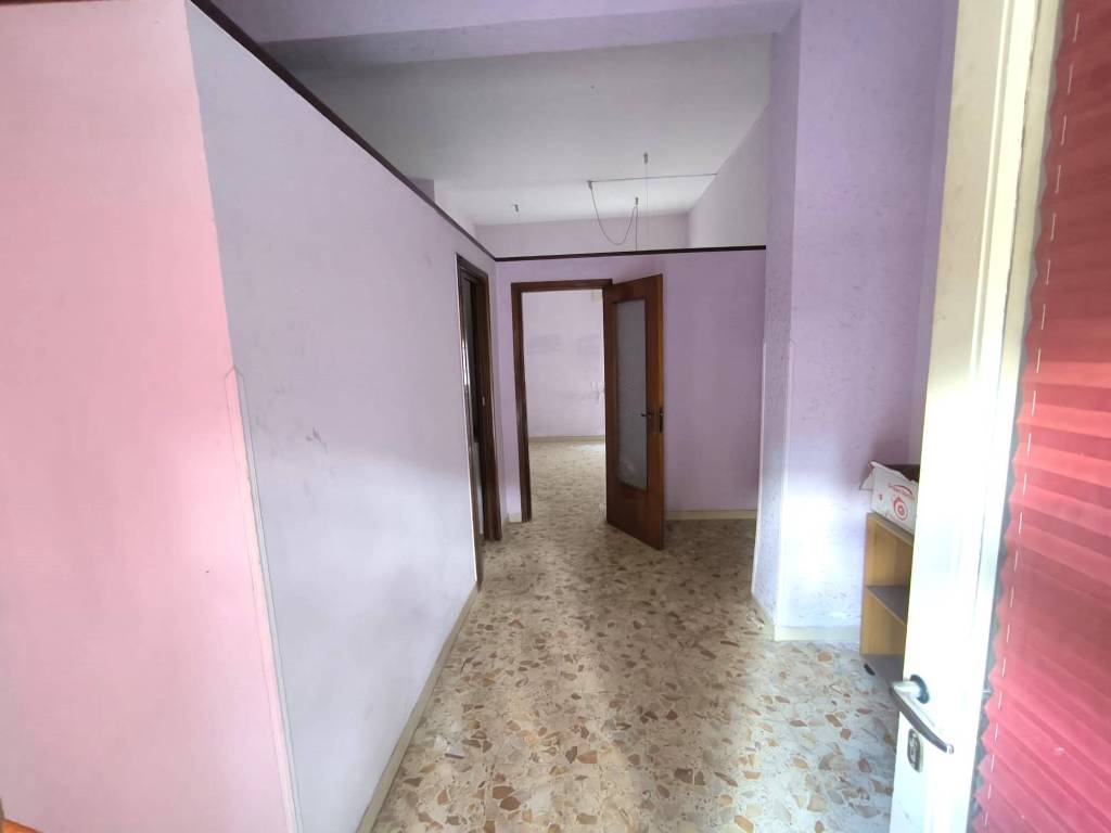 negozio in affitto a Casalnuovo di Napoli