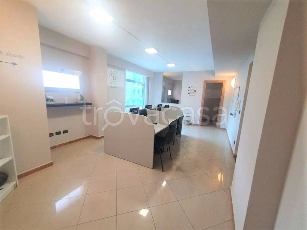 ufficio in affitto a Casalnuovo di Napoli