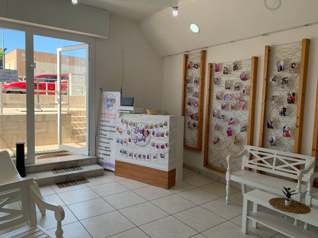 locale commerciale in affitto a Casalnuovo di Napoli