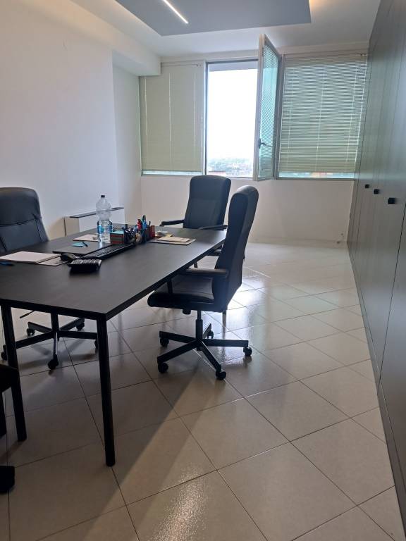 ufficio in affitto a Casalnuovo di Napoli