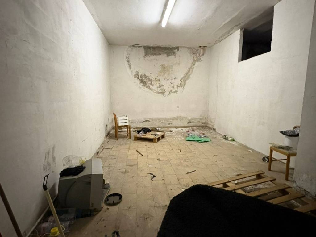 locale commerciale in affitto a Casalnuovo di Napoli