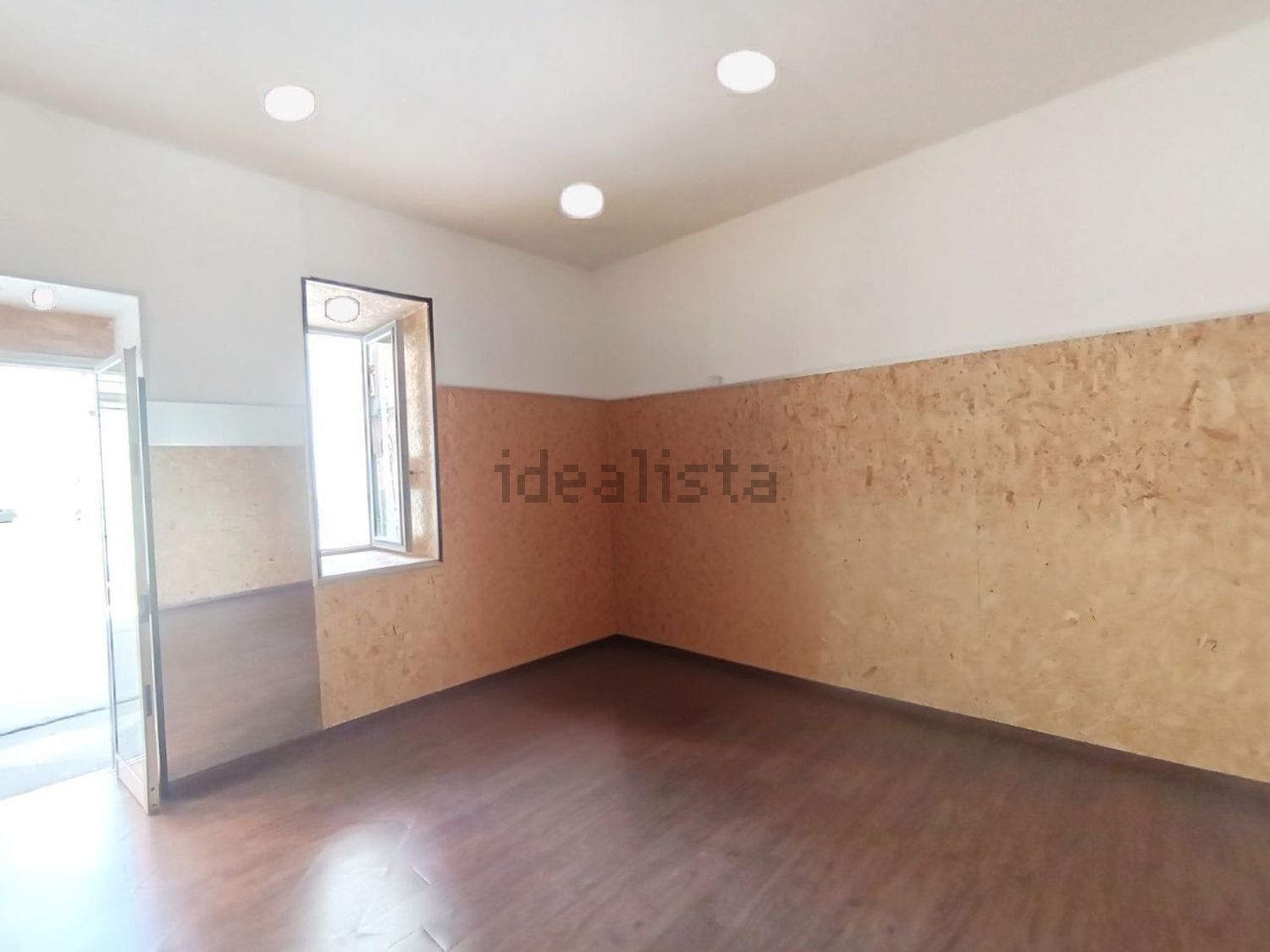 locale commerciale in affitto a Casalnuovo di Napoli