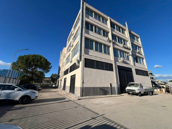 ufficio in affitto a Casalnuovo di Napoli