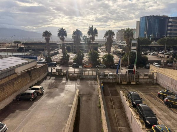 ufficio in affitto a Casalnuovo di Napoli