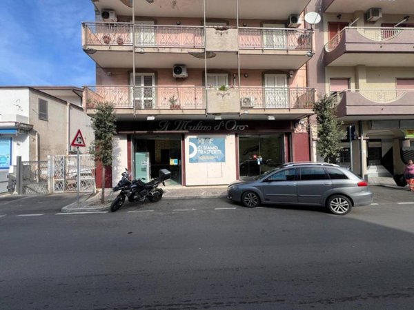 negozio in affitto a Casalnuovo di Napoli