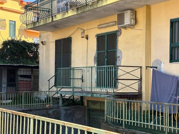 locale commerciale in affitto a Casalnuovo di Napoli