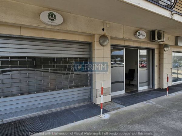 negozio in affitto a Casalnuovo di Napoli
