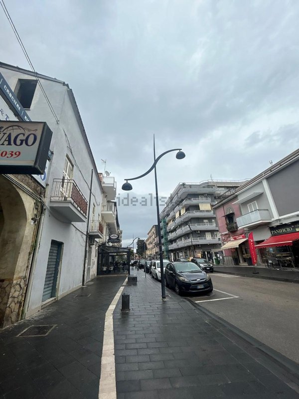 locale commerciale in affitto a Casalnuovo di Napoli