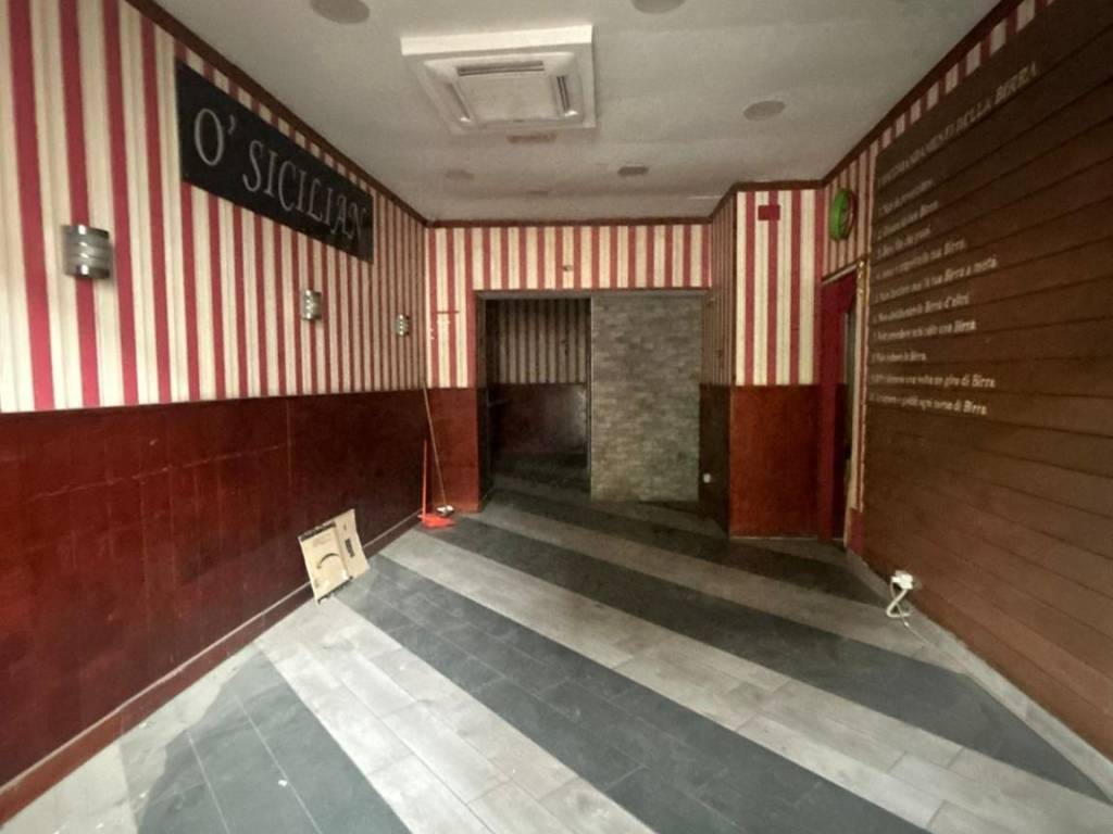 negozio in affitto a Casalnuovo di Napoli