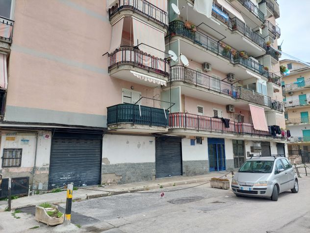 locale commerciale in affitto a Casalnuovo di Napoli